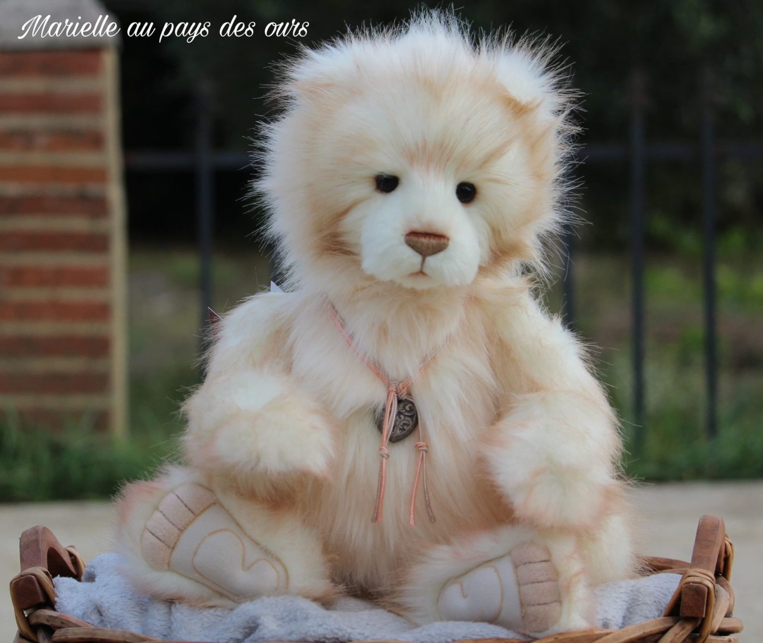 WILLAMENA CHARLIE BEARS - Marielle au Pays des Ours | Vente en ligne de ...