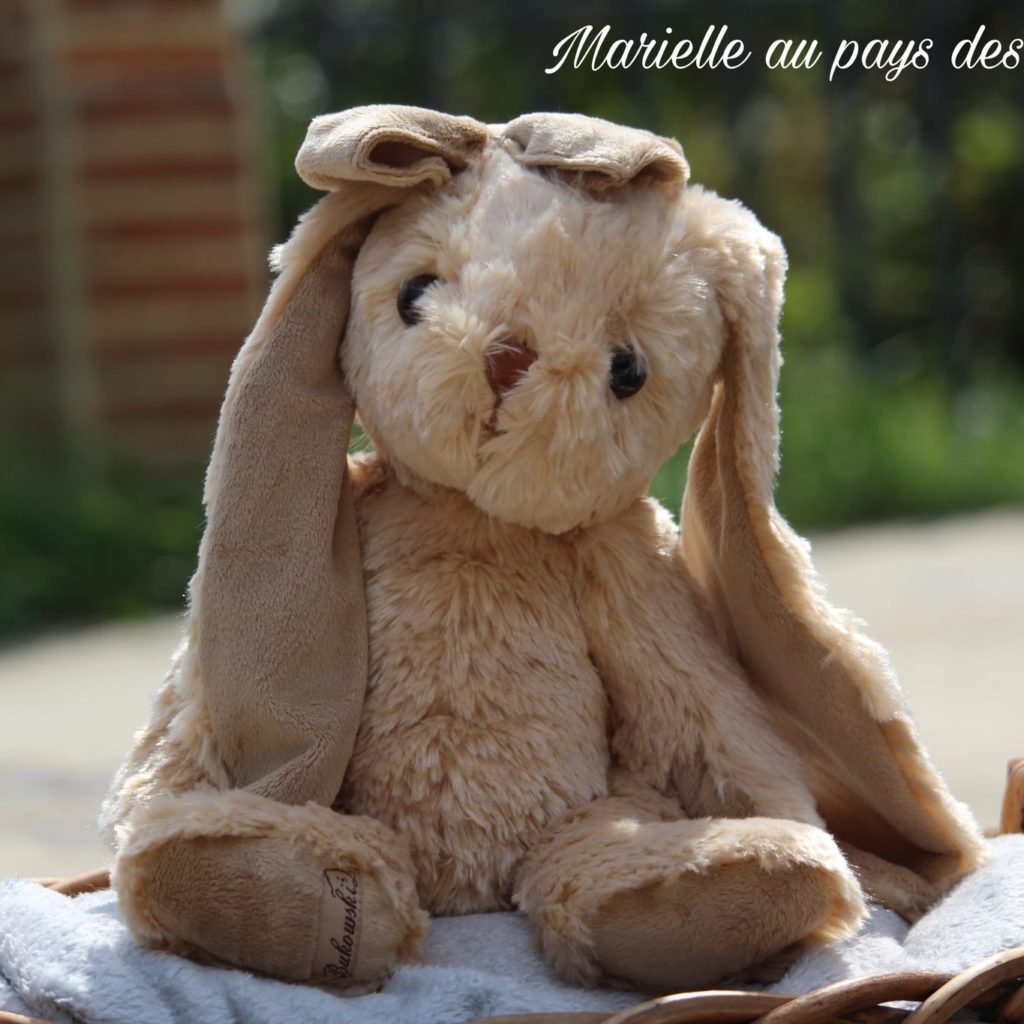 Peluches BUKOWSKI - Vente en ligne de peluches de qualité