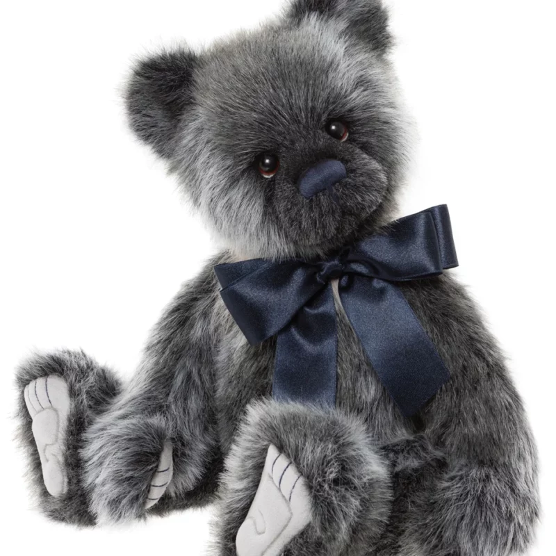 OURS EN PELUCHE FYNN CHARLIE BEARS 2026